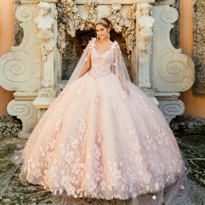 5 Key Differences Between Quinceañera and Sweet 16 Dresses