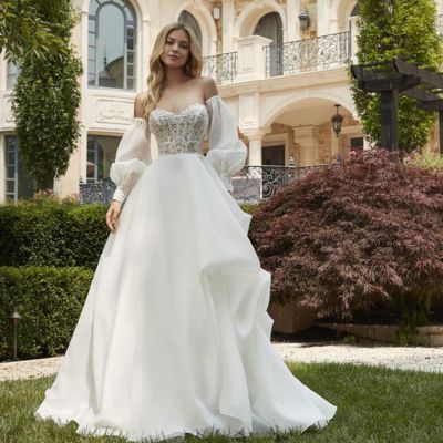 Common Mistakes Brides Make When Picking Their Wedding Dress