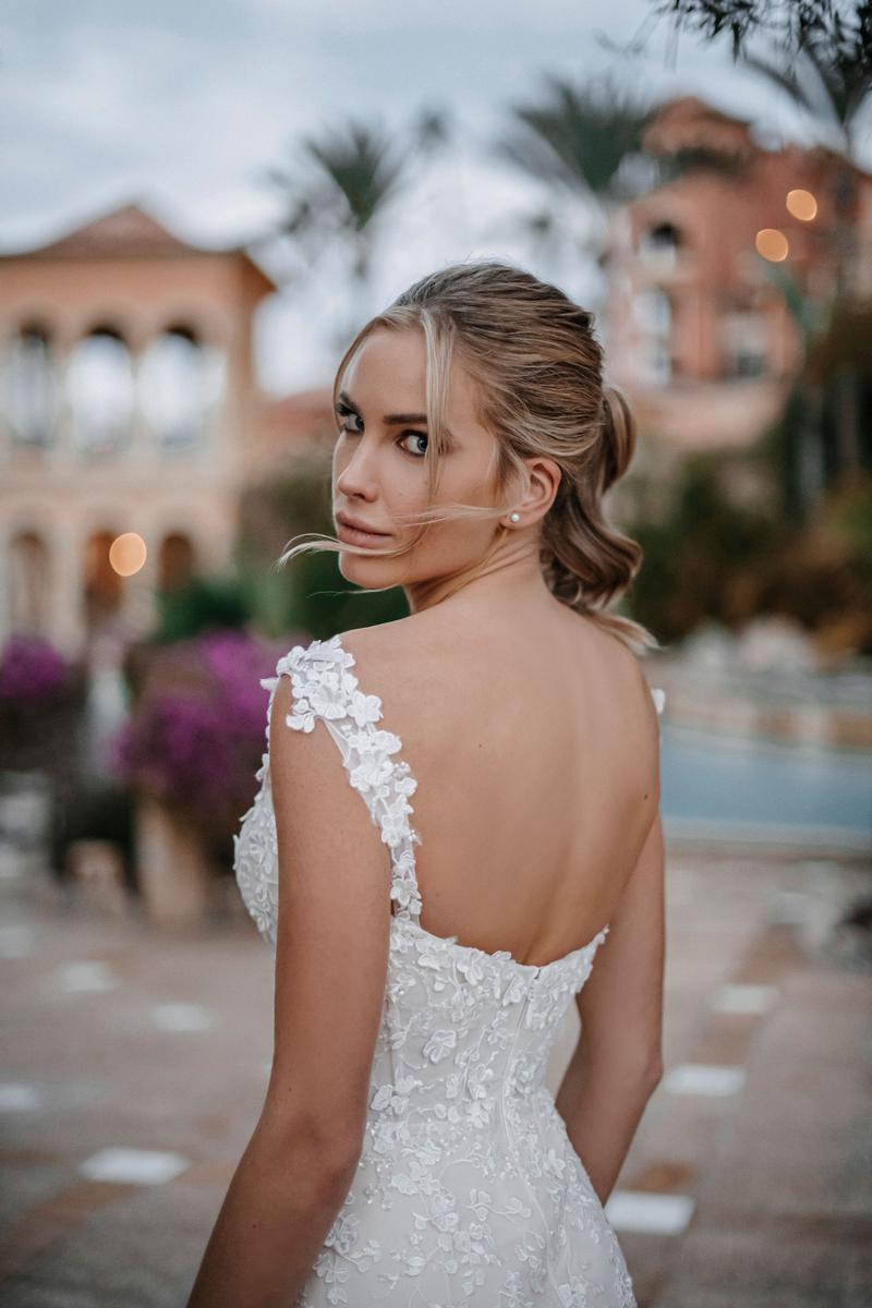 Abella Style Number E261L - 4