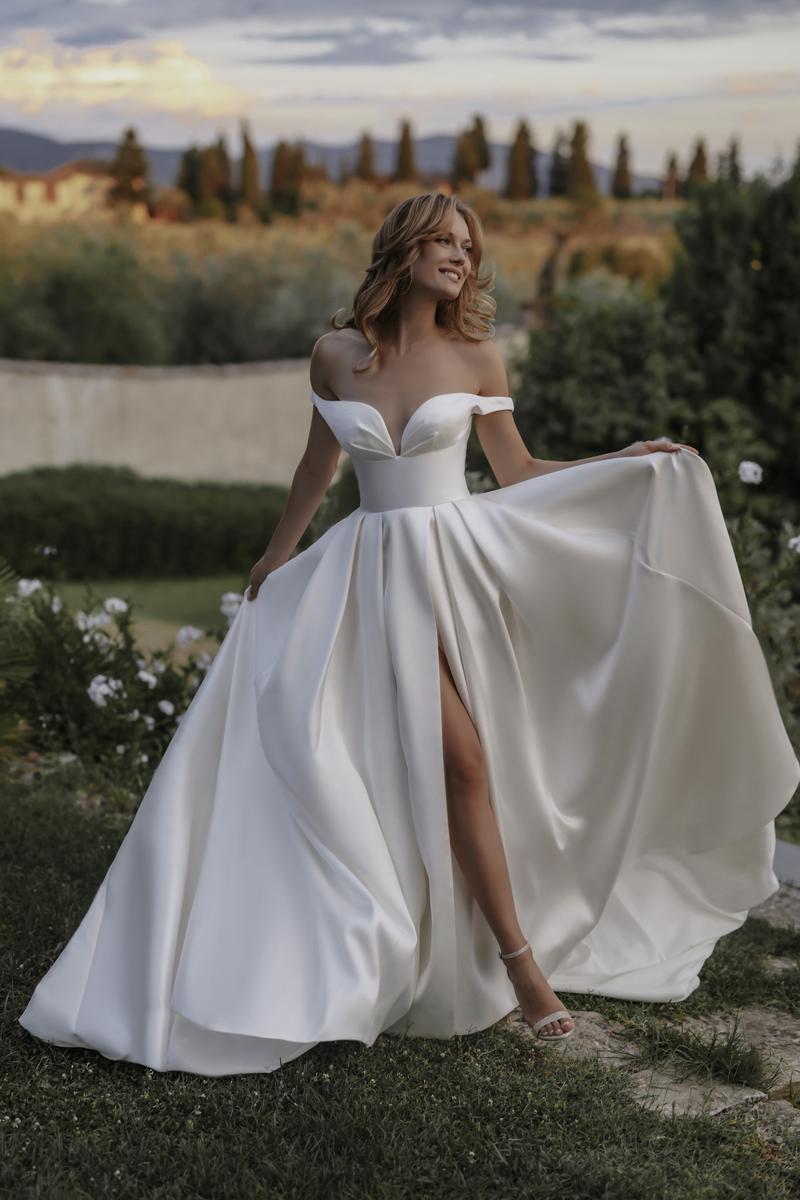 Abella Style Number E300 - 4