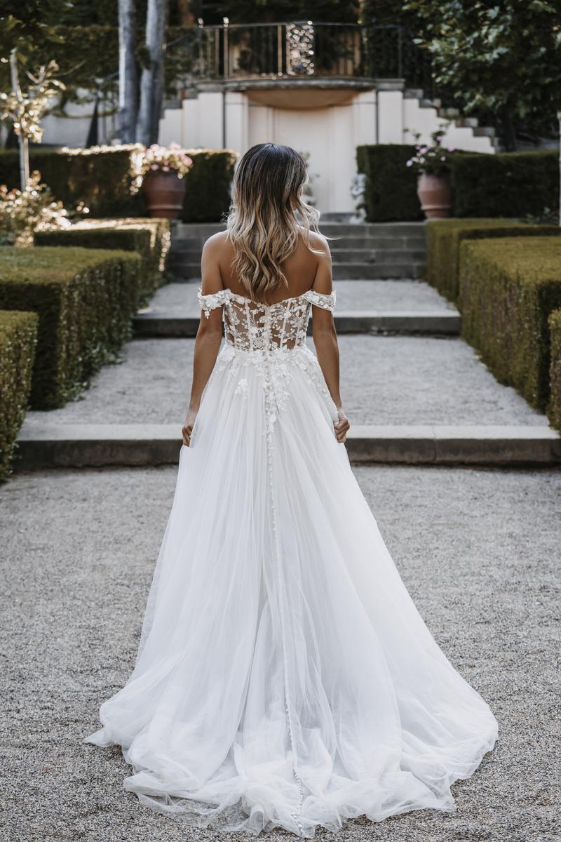 Allure Bridal Style Number 9914 - 2