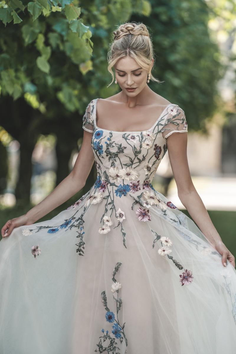 Bridgerton Style Number BR1006 - 9