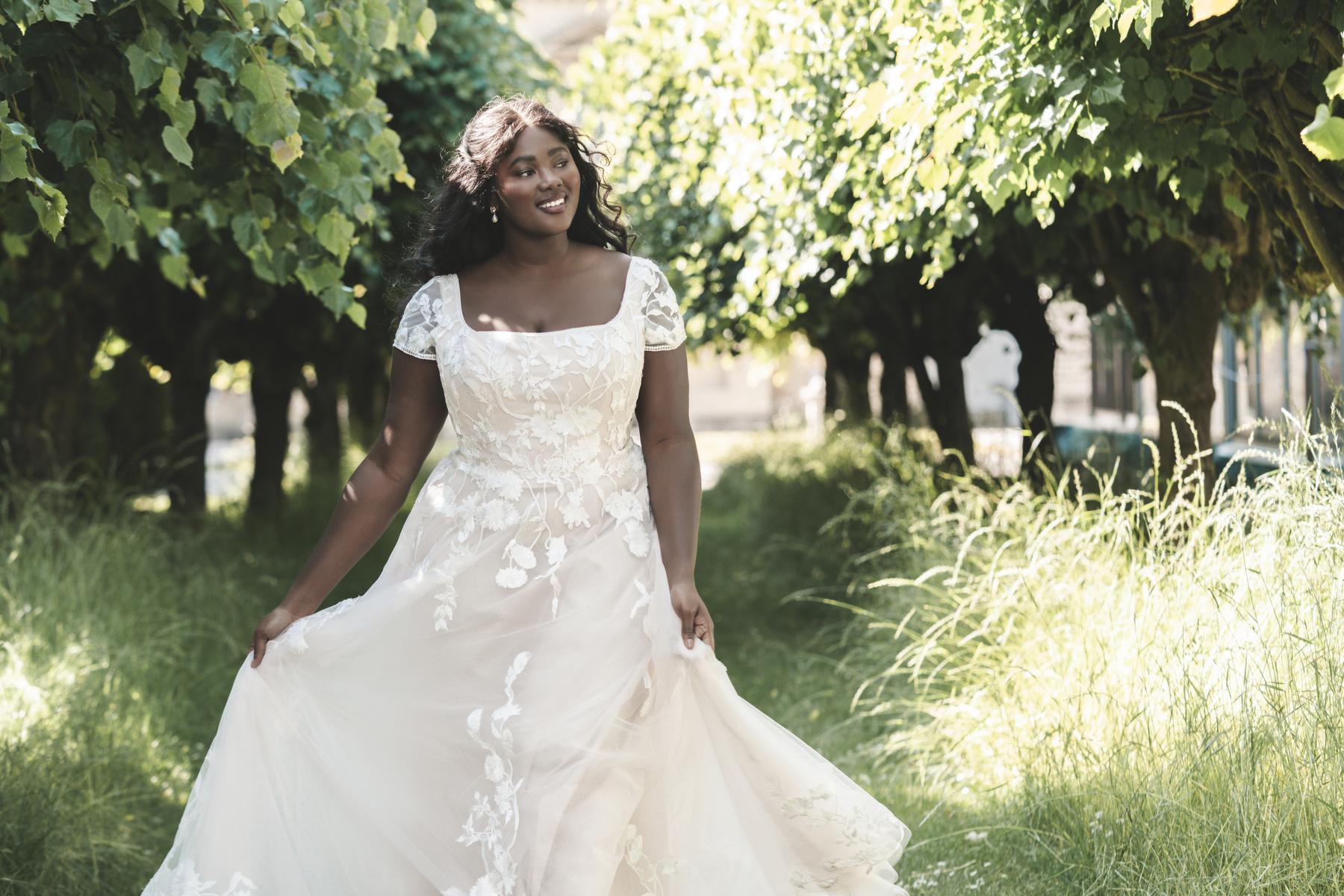 Bridgerton Style Number BR1006 - 13