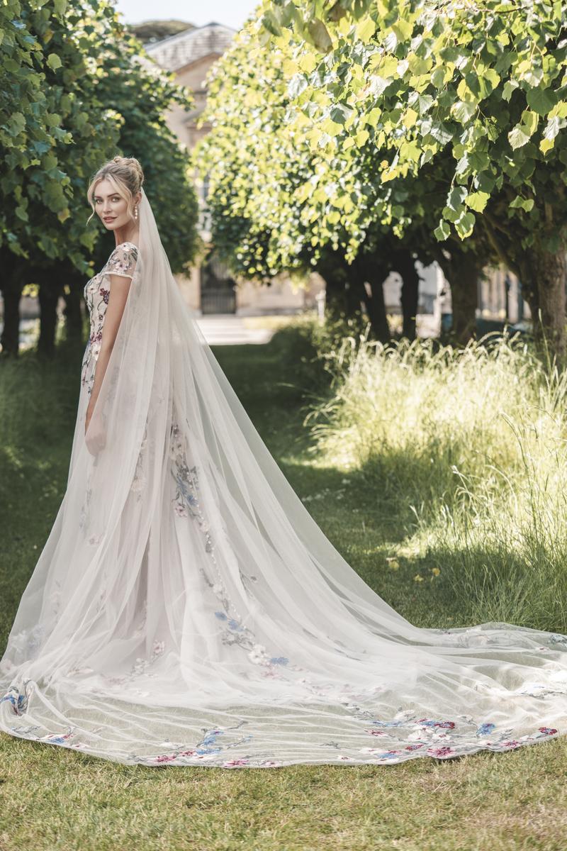 Bridgerton Style Number BR1006 - 11