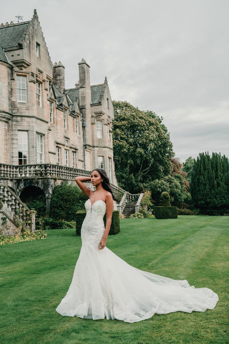 Allure Couture Style Number C560 - 6