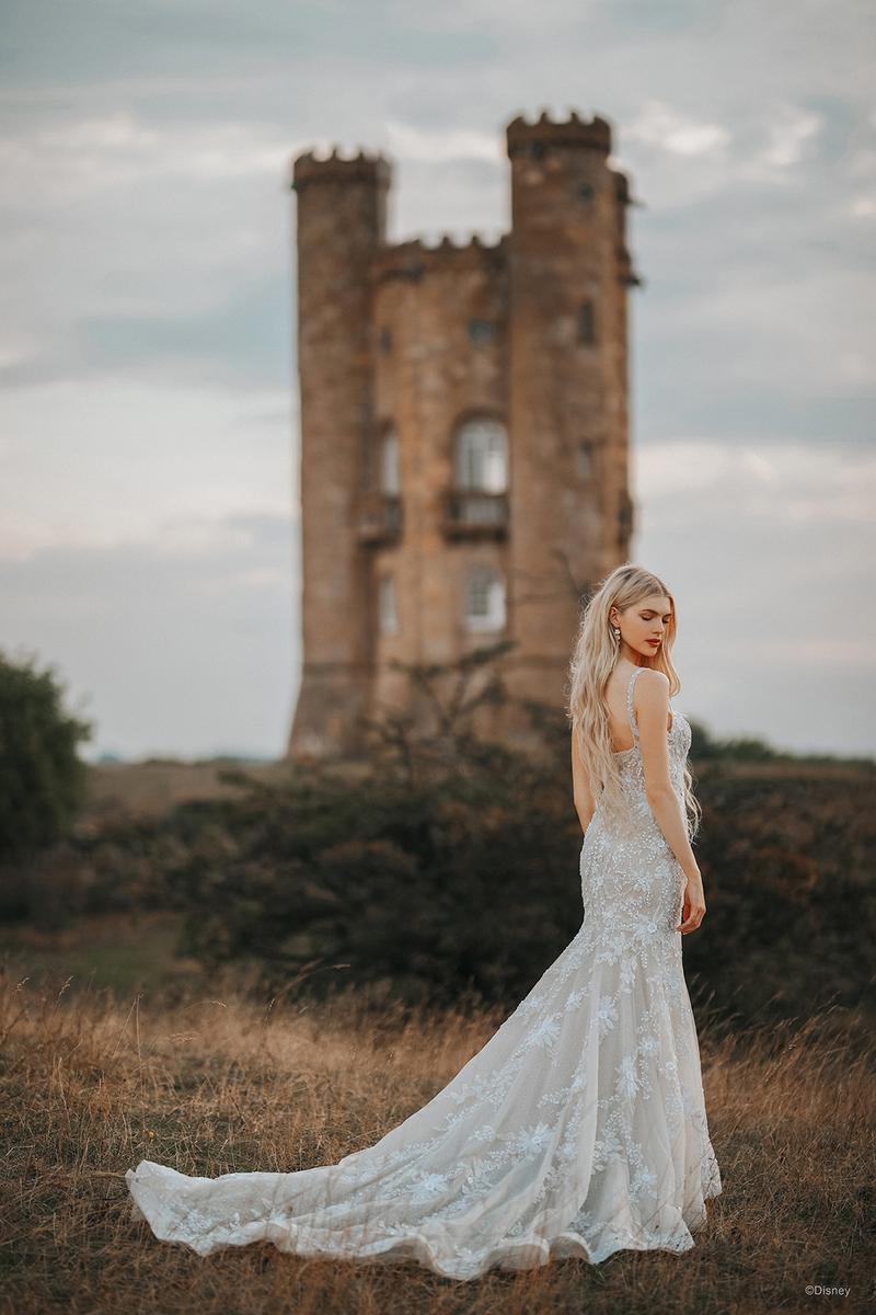Disney Fairy Tale Weddings Style Number D326 - 6