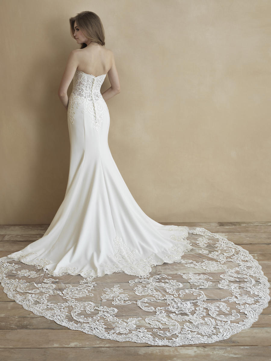 Allure Romance Style Number 3311 - 2