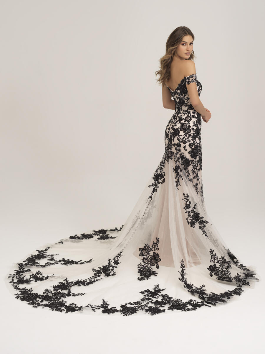 Allure Romance Style Number 3455 - 2