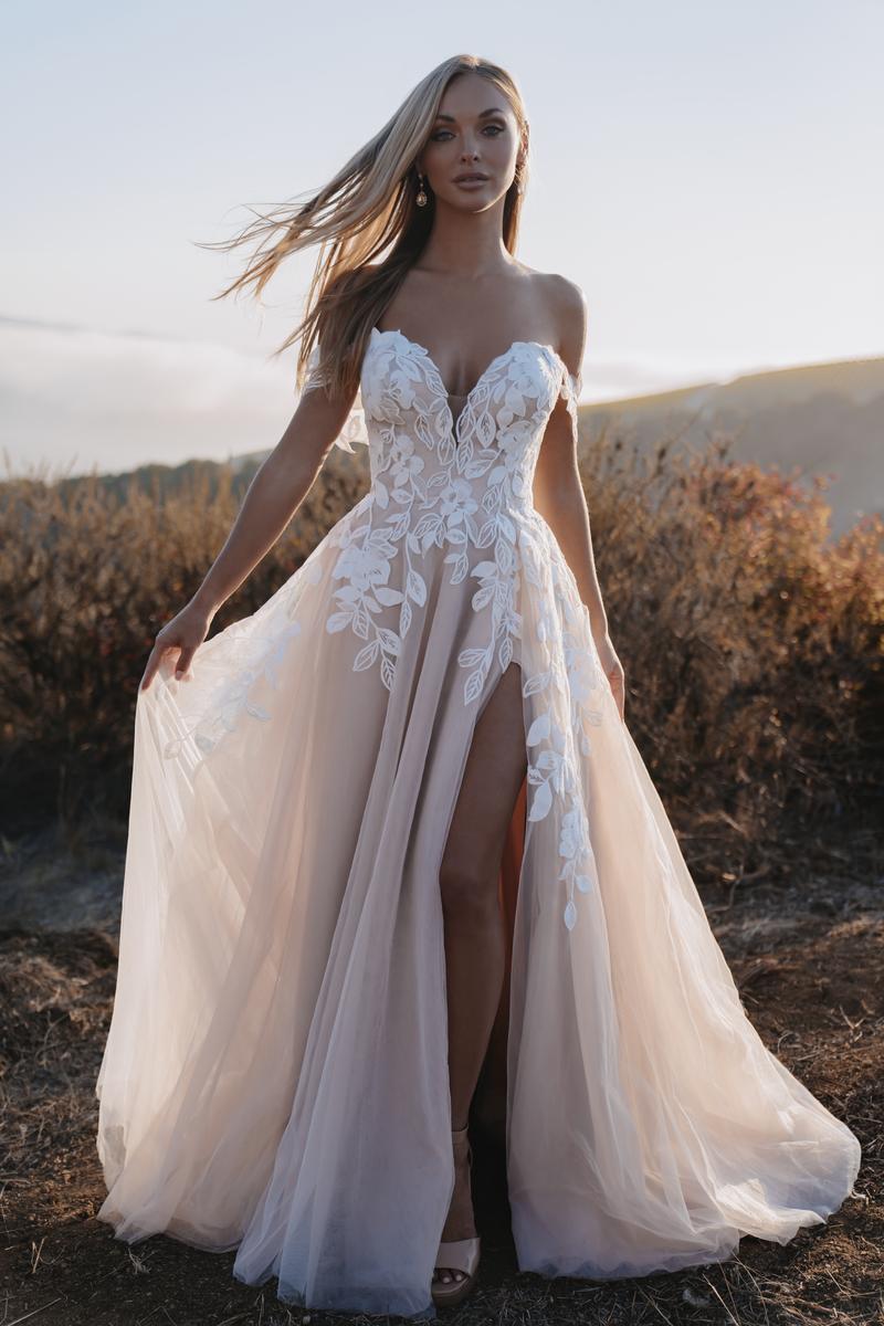 Allure Romance Style Number 3500 - 1