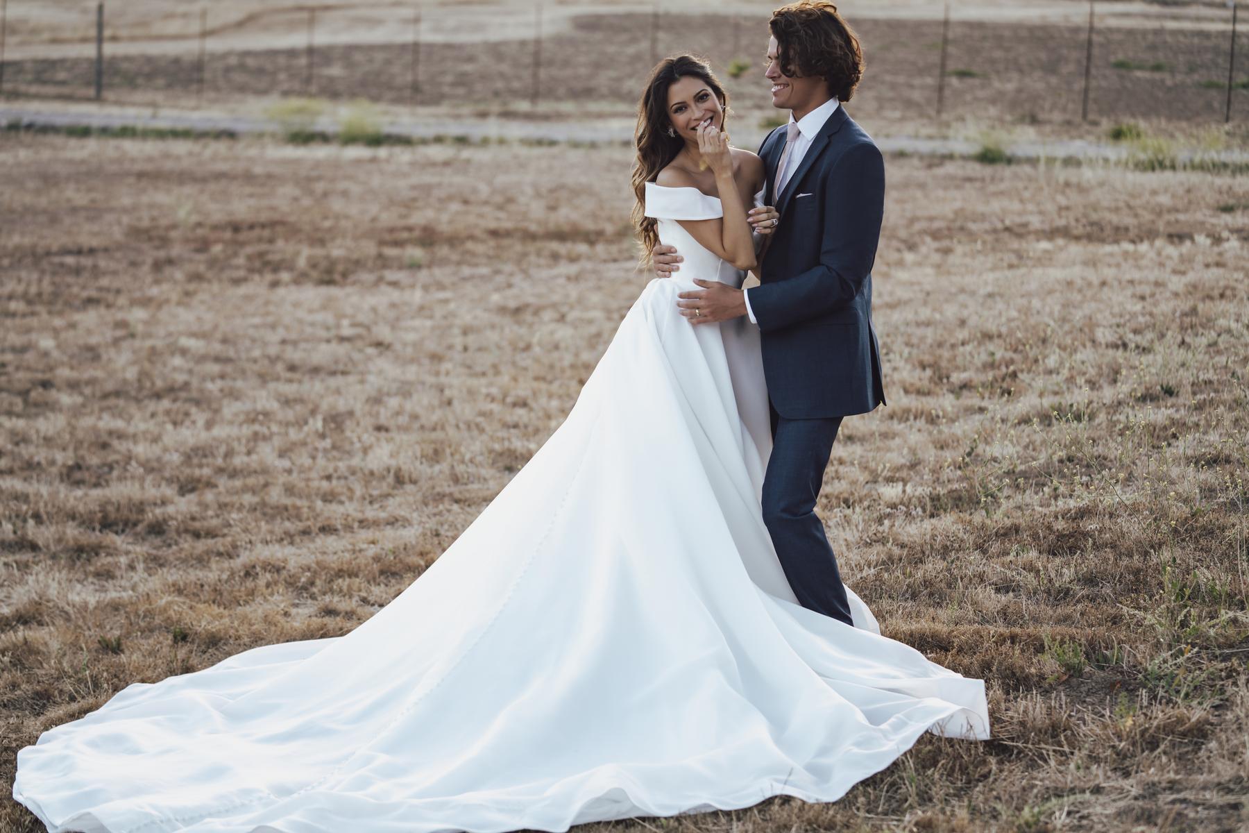 Allure Romance Style Number R3602NS - 8