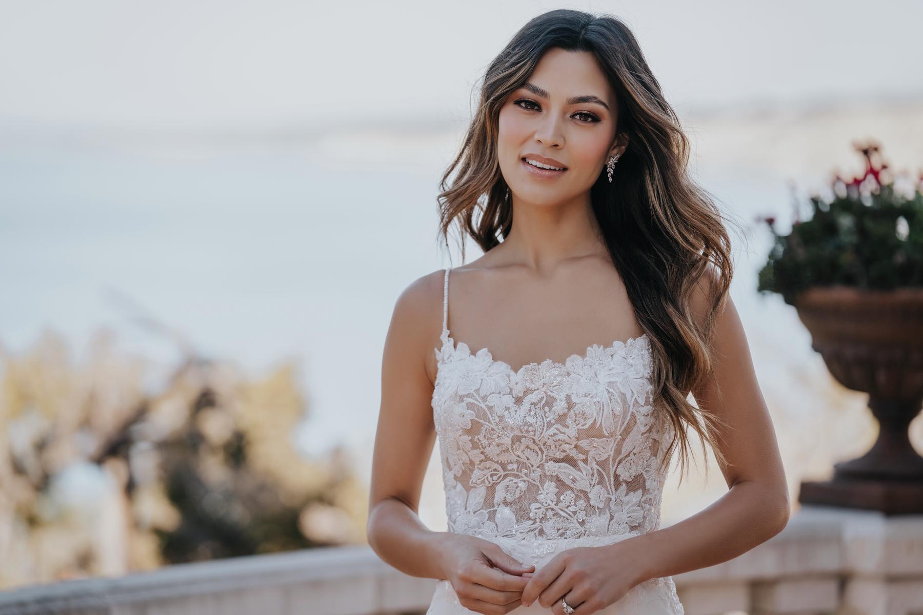 Allure Romance Style Number R3661 - 4