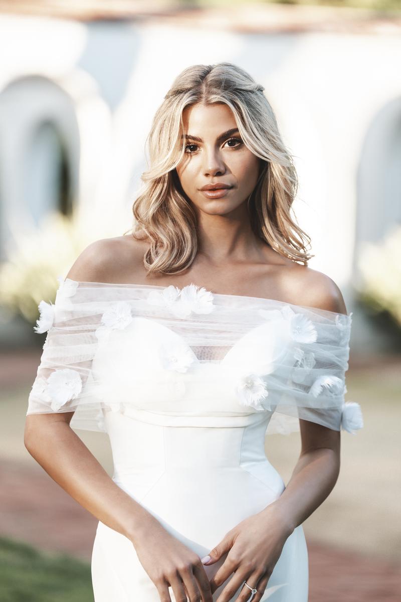 Allure Romance Style Number R3756 - 8