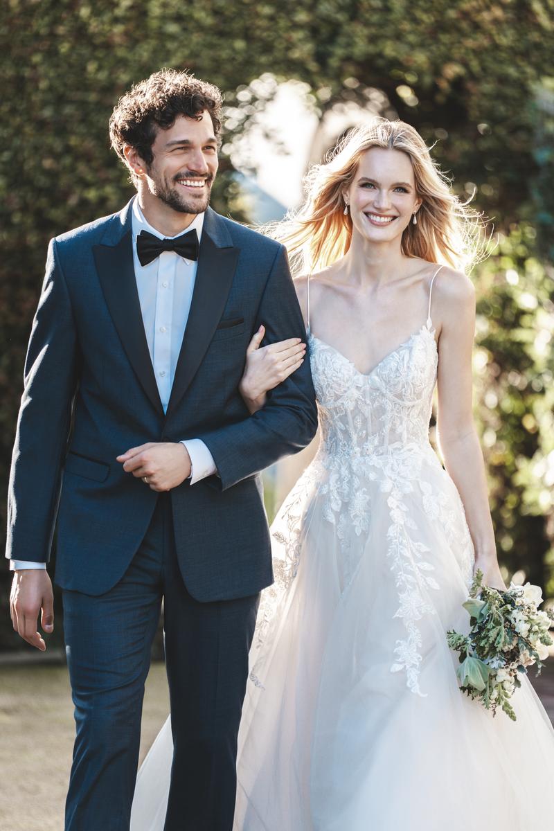 Allure Romance Style Number R3761 - 7