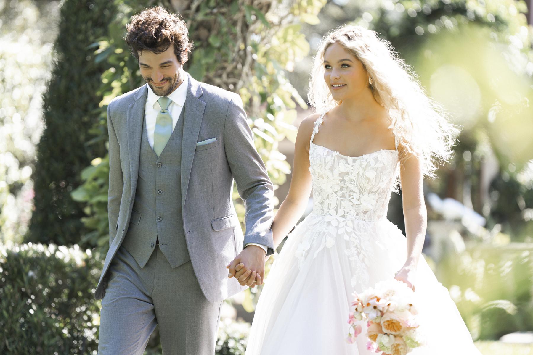 Allure Romance Style Number R3852L - 14