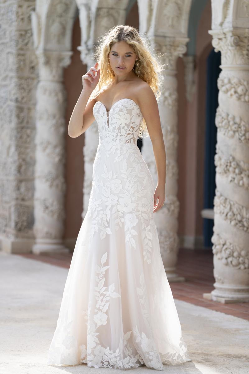 Allure Romance Style Number R3854L - 1
