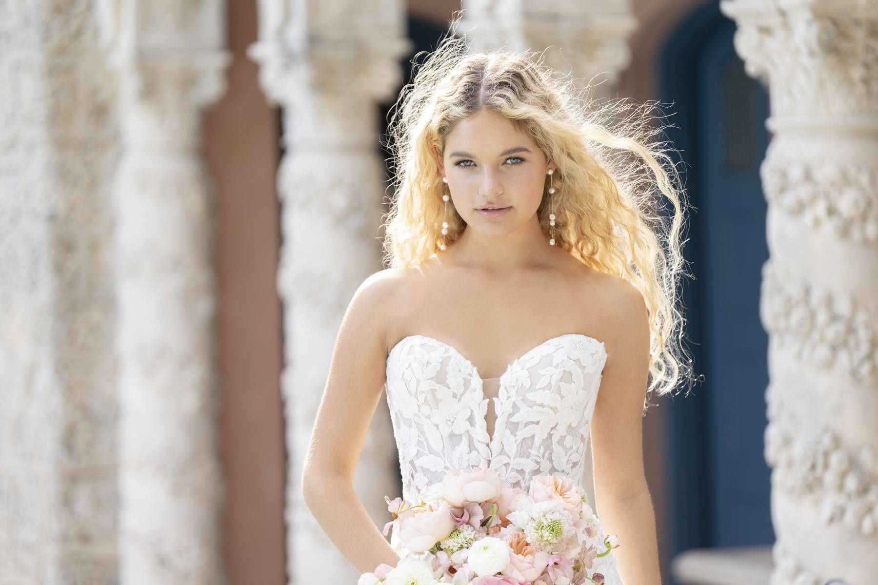 Allure Romance Style Number R3854L - 7