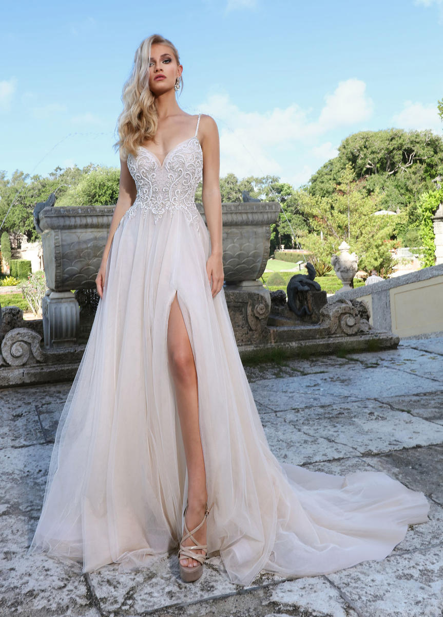 Ashley and Justin Bride Style Number 10571 - 1