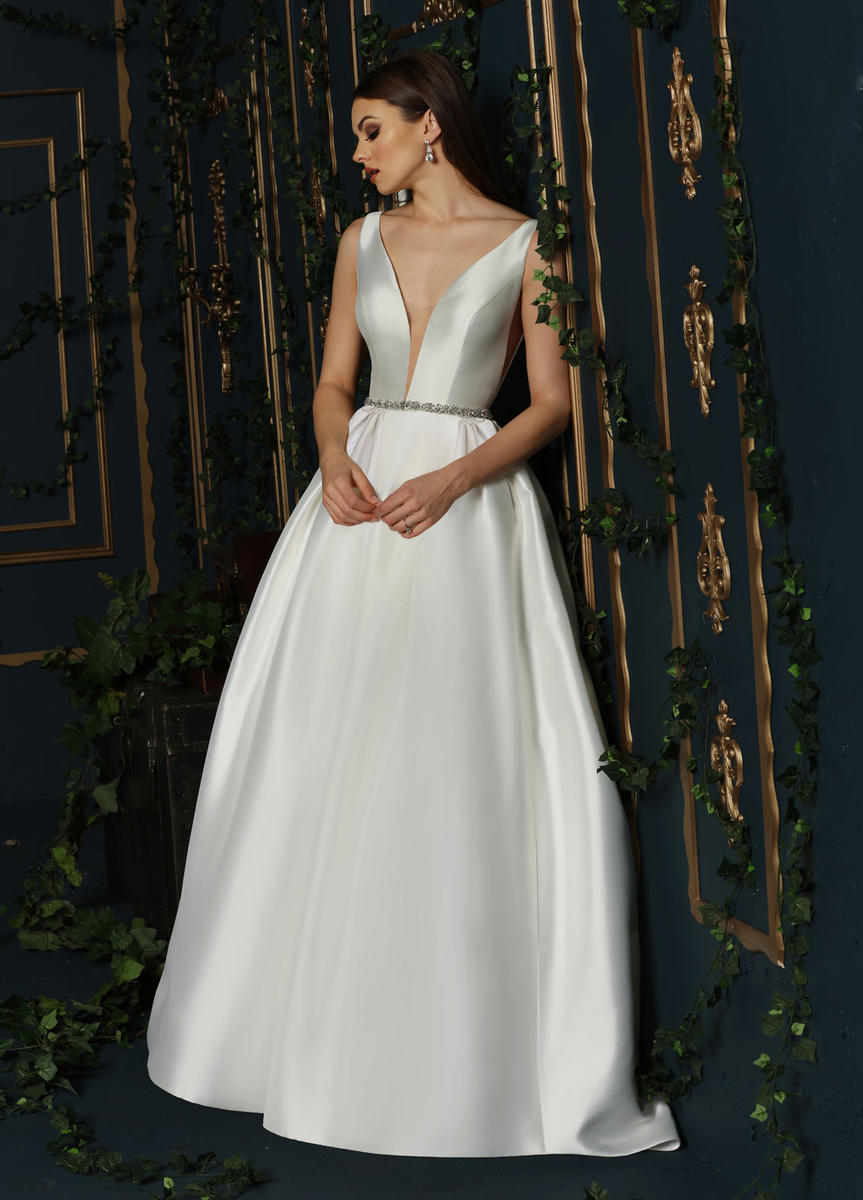 Ashley and Justin Bride Style Number 10619 - 1