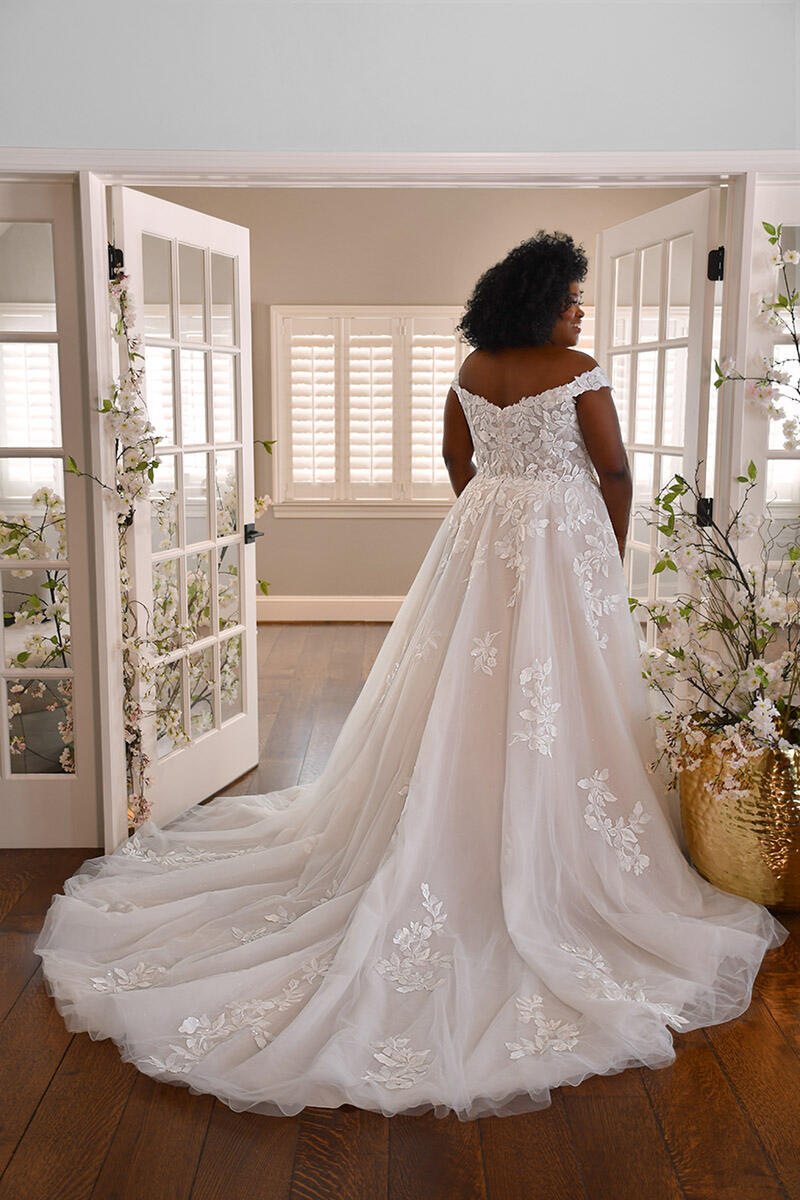 Essense Bridal Collection Style Number D3314 - 20