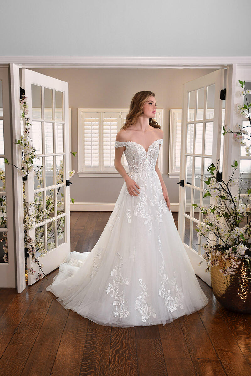 Essense Bridal Collection Style Number D3314 - 1