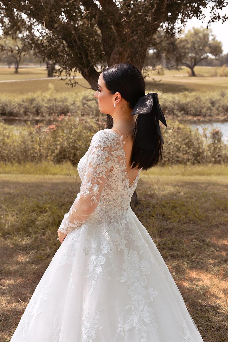 Essense Bridal Collection Style Number D3358 - 11