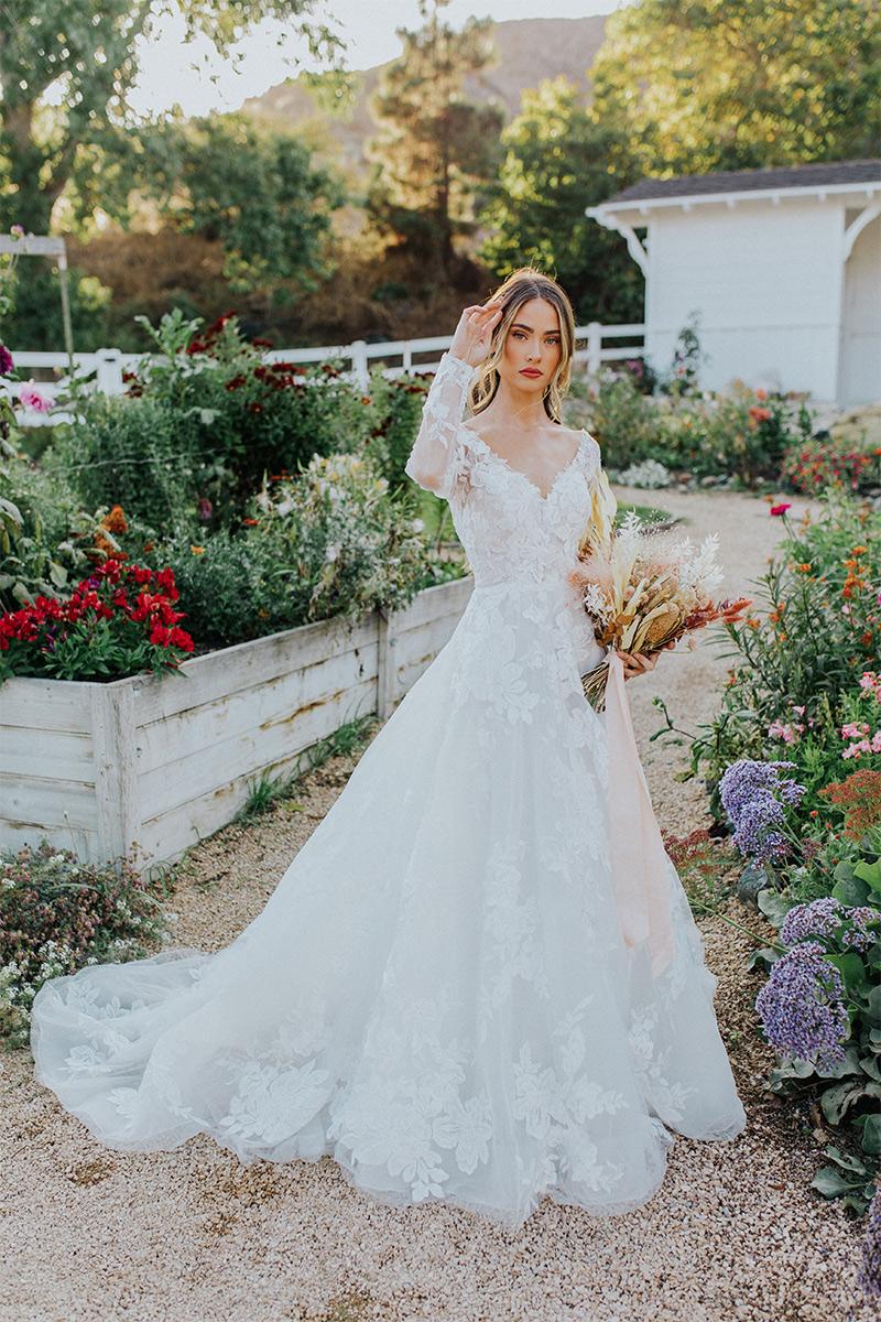 Essense Bridal Collection Style Number D3358 - 35