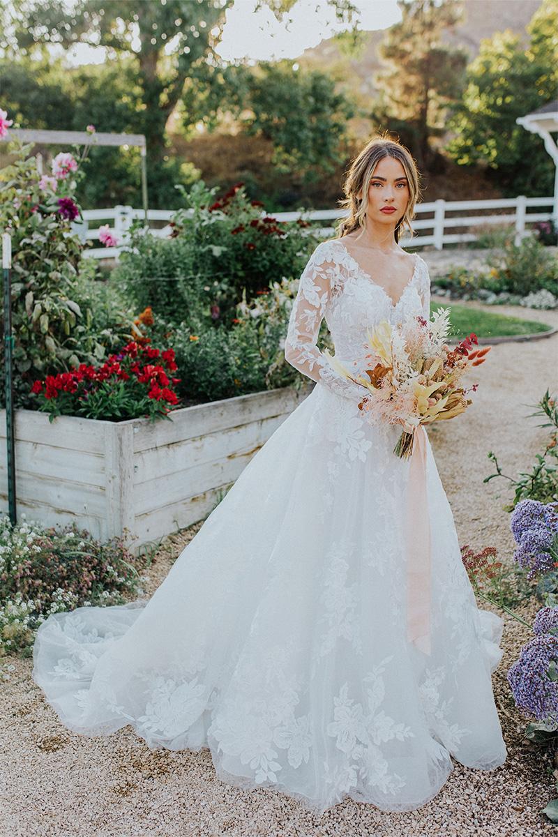 Essense Bridal Collection Style Number D3358 - 8