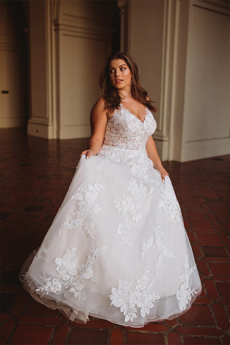 Essense Bridal Collection Style Number D3358 - 32