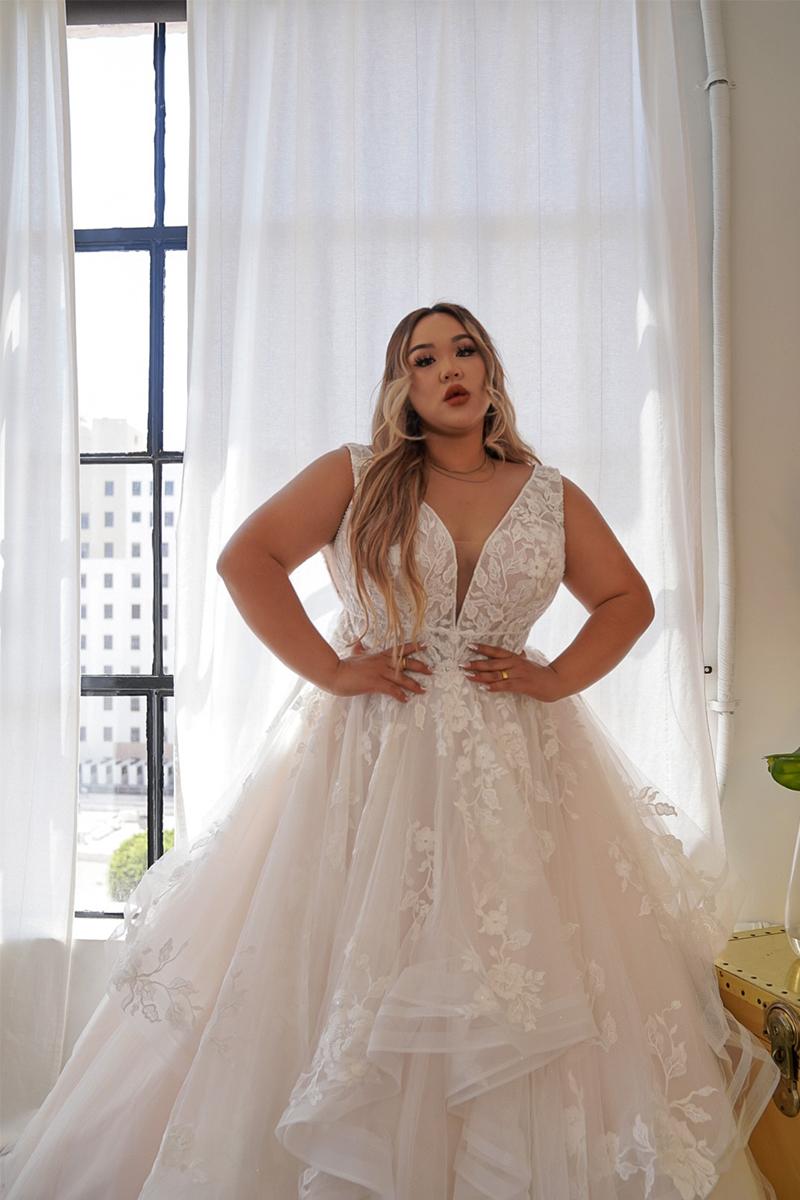 Essense Bridal Collection Style Number D3384 - 3