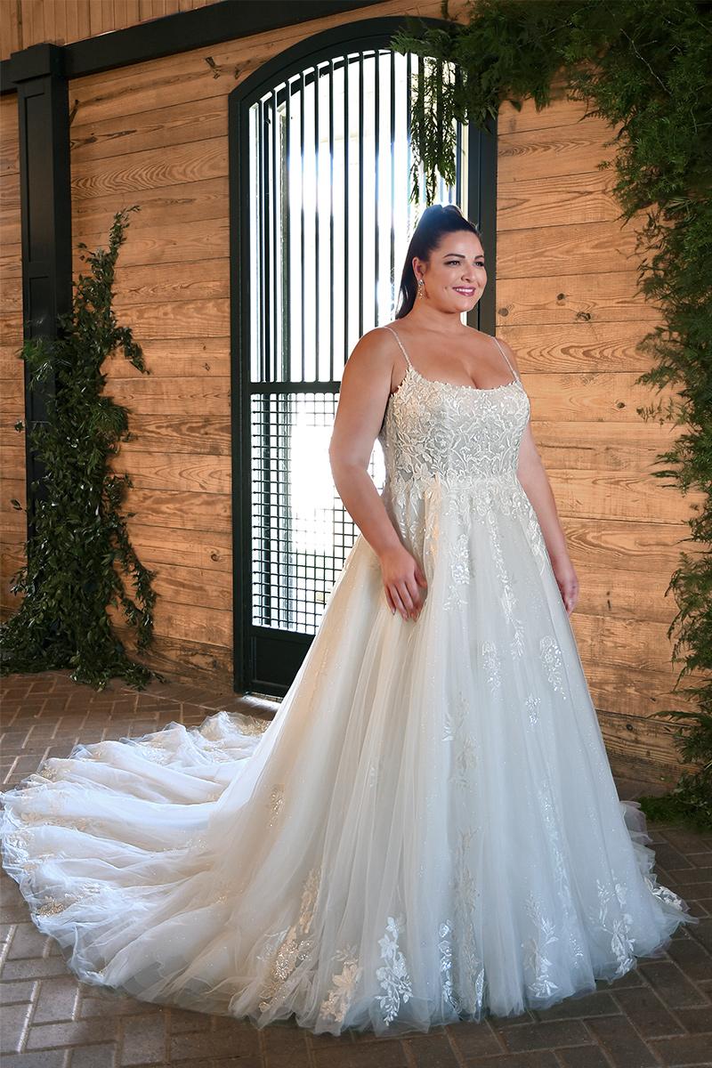 Essense Bridal Collection Style Number D3386 - 3