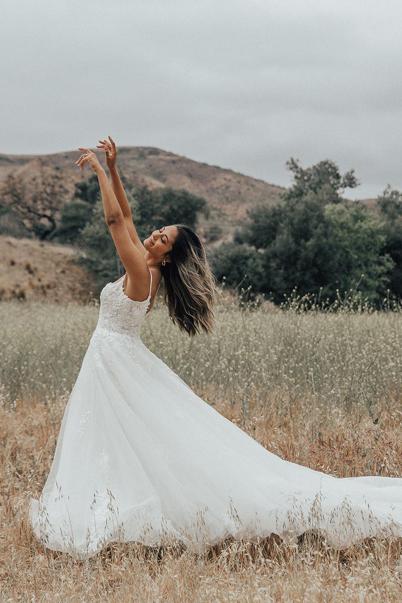 Essense Bridal Collection Style Number D3386 - 16