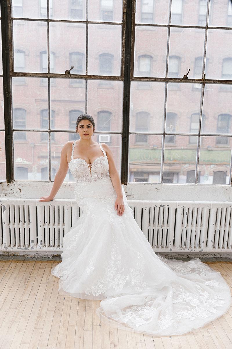 Essense Bridal Collection Style Number D3393 - 8