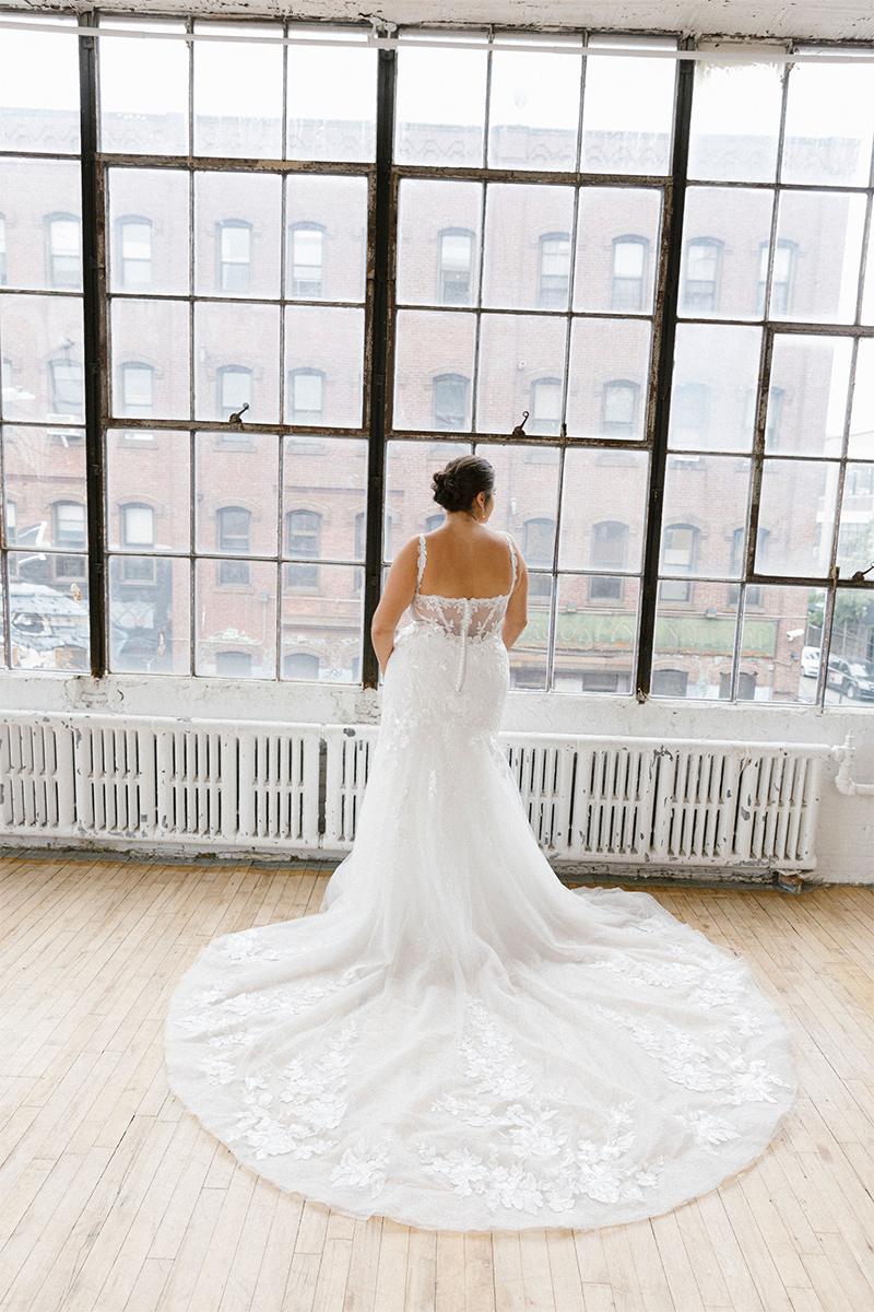 Essense Bridal Collection Style Number D3393 - 22