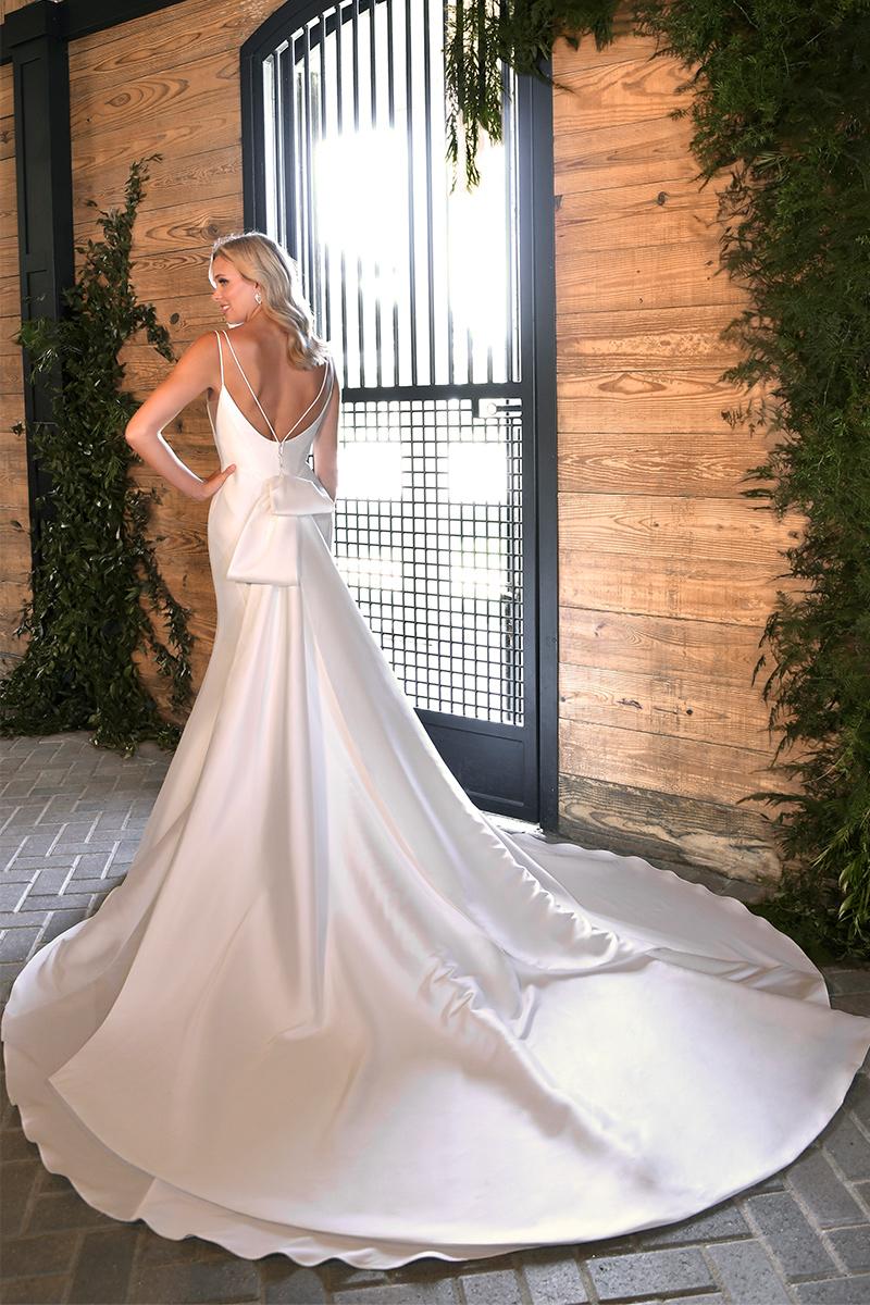 Essense Bridal Collection Style Number D3404 - 5