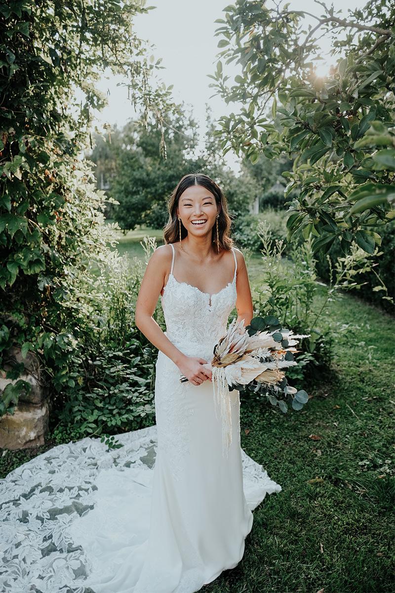 Essense Bridal Collection Style Number D3458 - 3