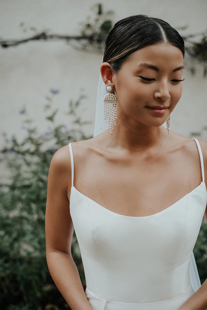 Essense Bridal Collection Style Number D3460 - 11