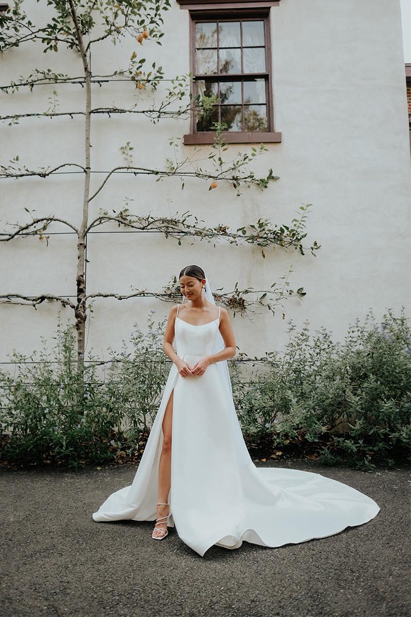 Essense Bridal Collection Style Number D3460 - 9