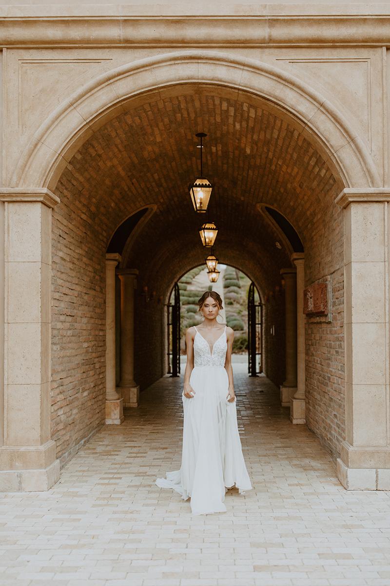Essense Bridal Collection Style Number D3508 - 9