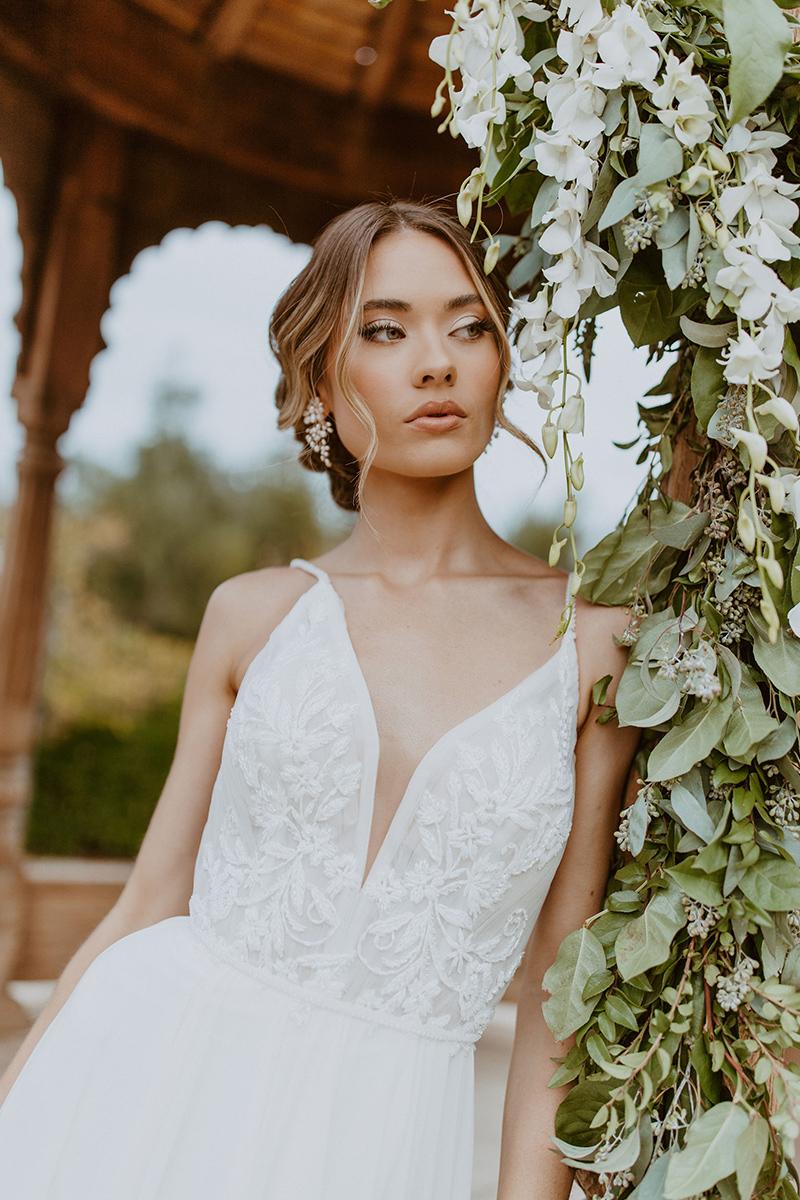 Essense Bridal Collection Style Number D3508 - 8