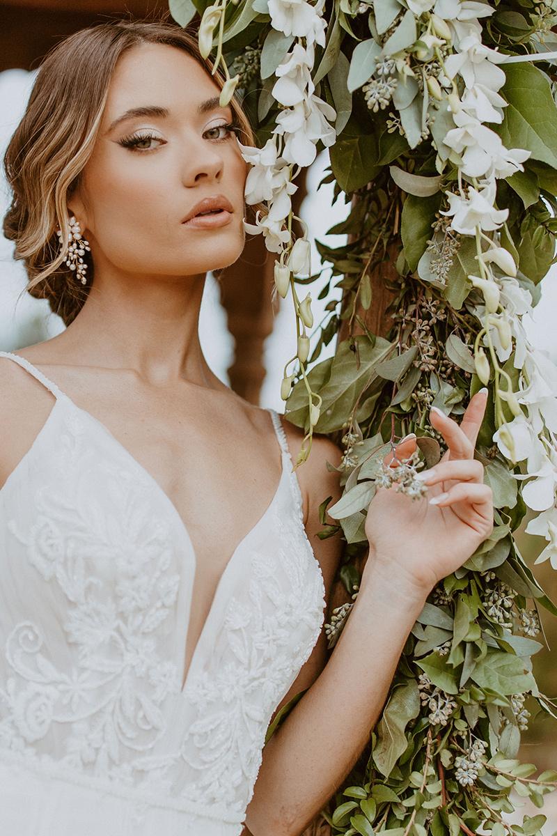 Essense Bridal Collection Style Number D3508 - 26
