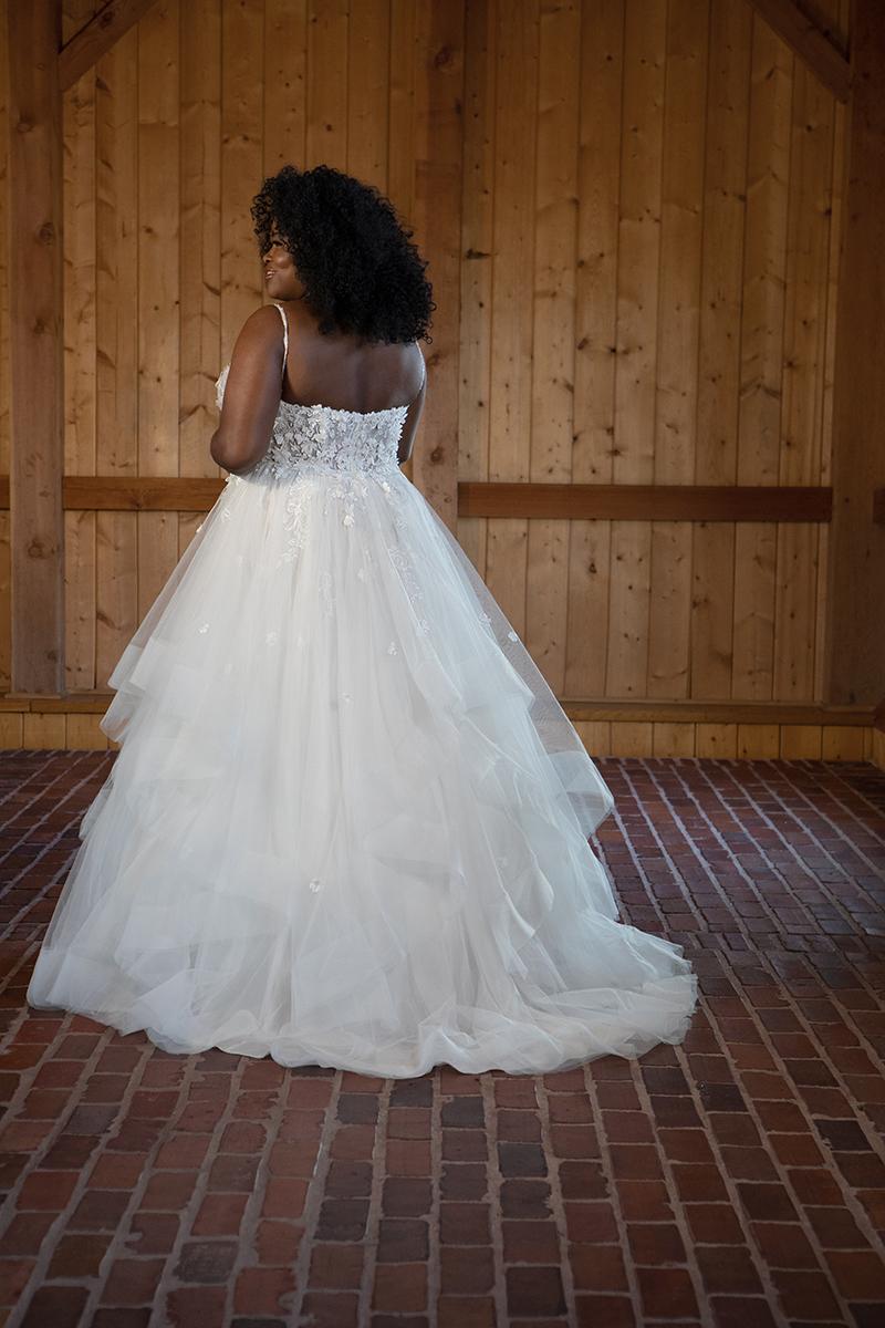 Essense Bridal Collection Style Number D3587 - 6