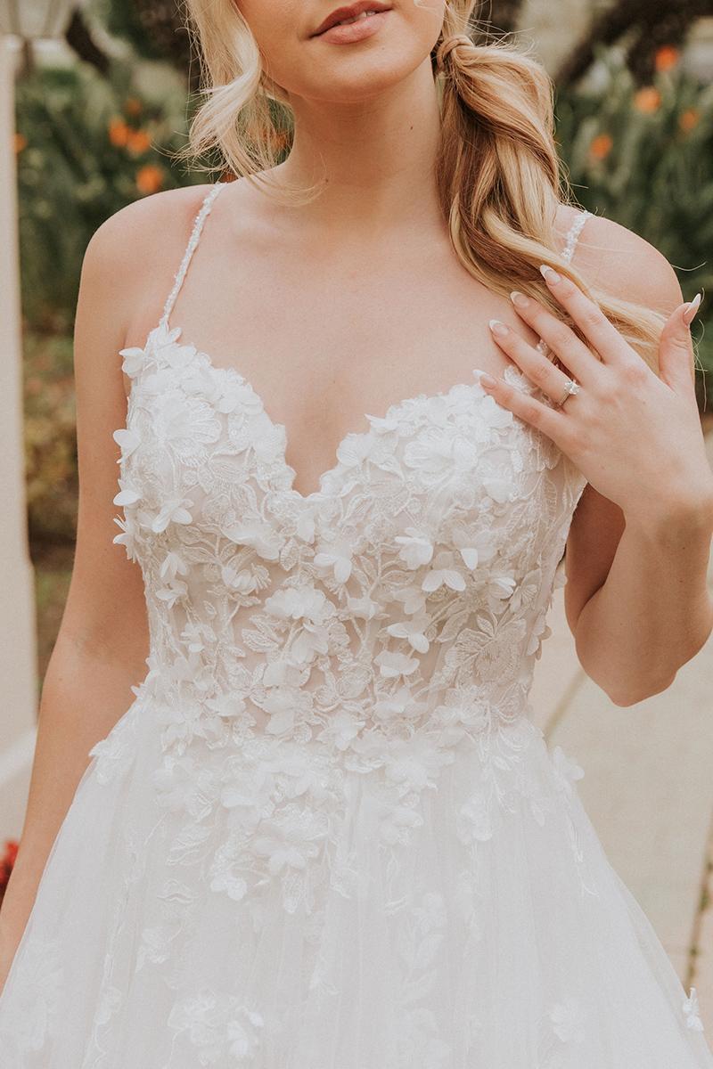 Essense Bridal Collection Style Number D3587 - 18
