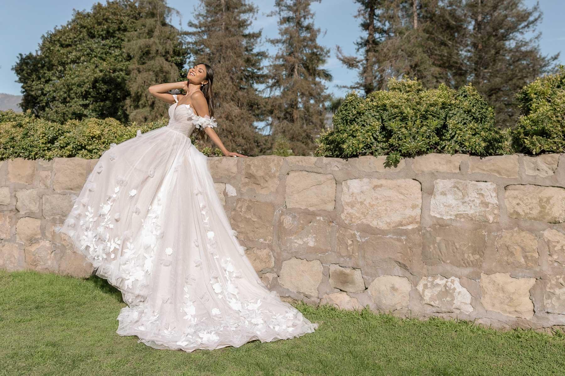 Essense Bridal Collection Style Number D3734 - 16