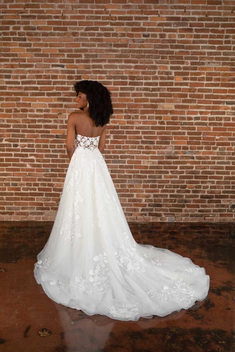 Essense Bridal Collection Style Number D3738 - 9