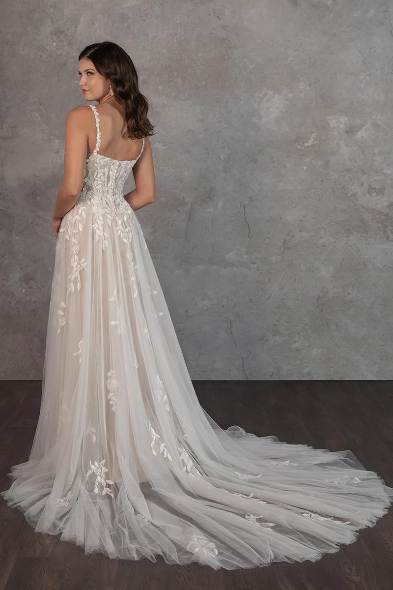Essense Bridal Collection Style Number D4258 - 2