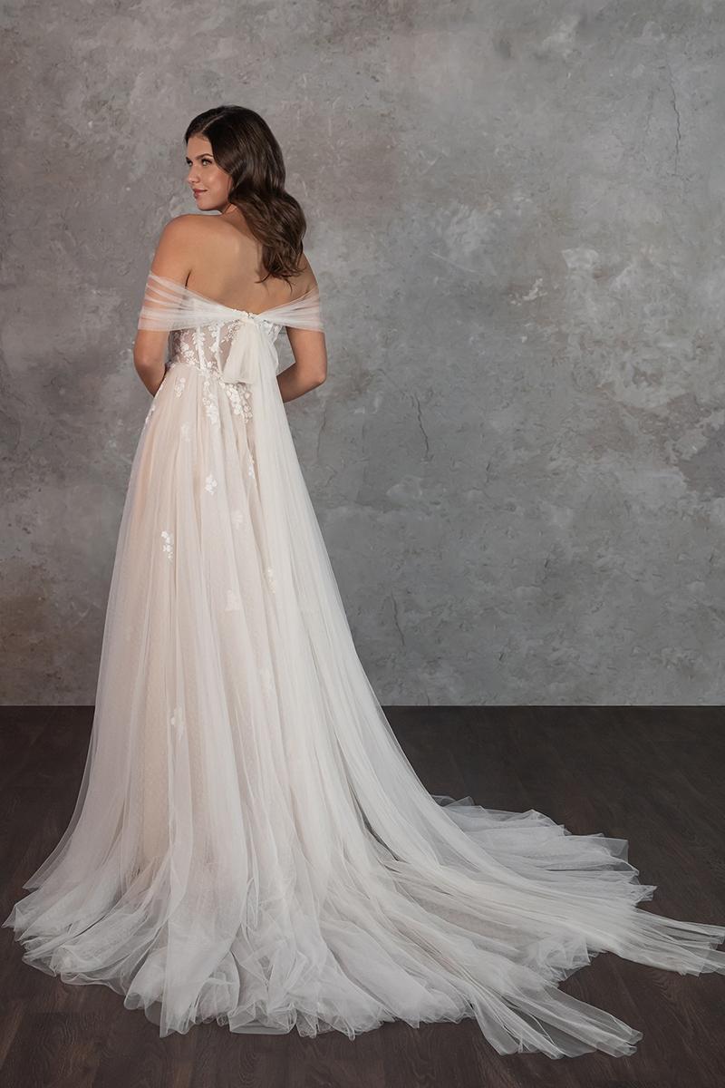 Essense Bridal Collection Style Number D4286 - 2