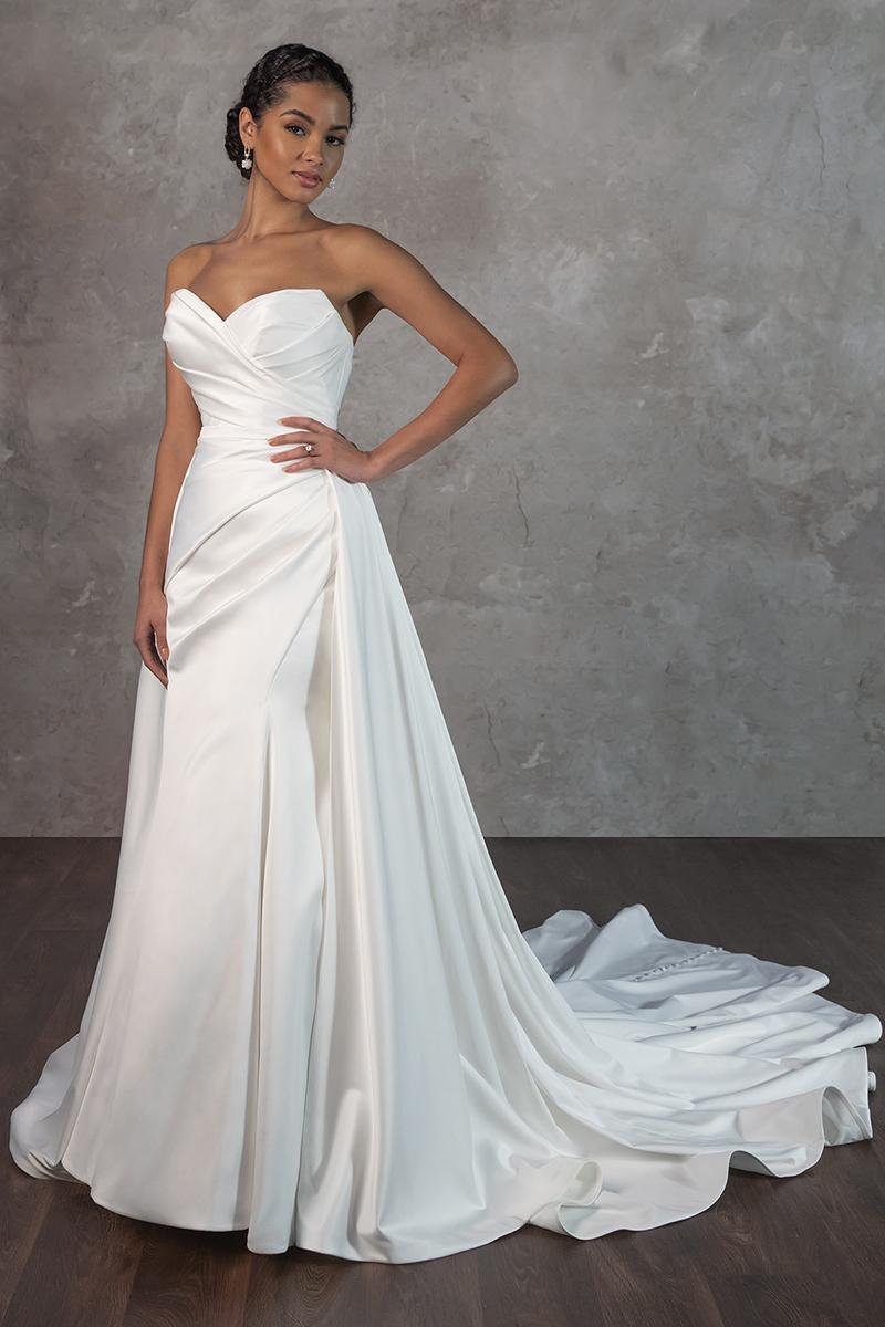 Essense Bridal Collection Style Number D4300 - 7