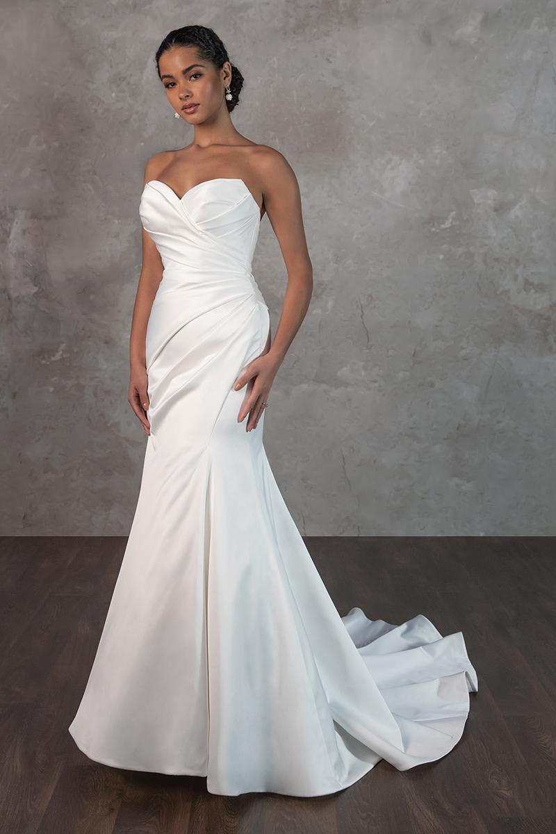 Essense Bridal Collection Style Number D4300 - 10