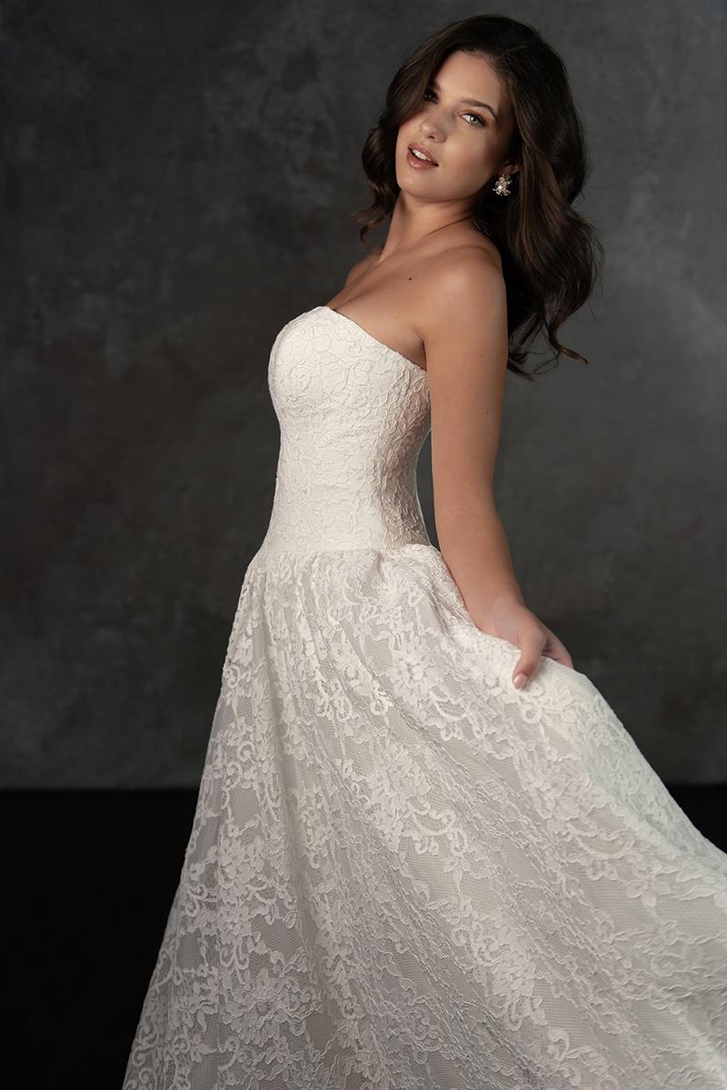 Essense Bridal Collection Style Number D4309 - 3