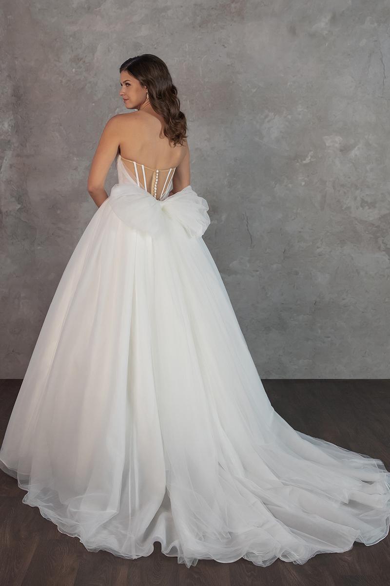 Essense Bridal Collection Style Number D4322 - 2